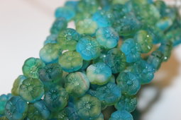 Hawaiian flowers 8 mm matte/combination